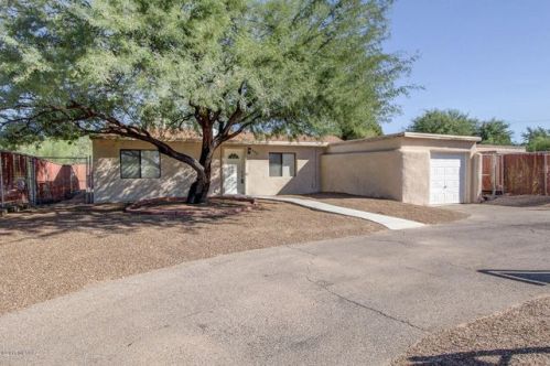 4937 Rosewood St, Tucson, AZ 85711-1235