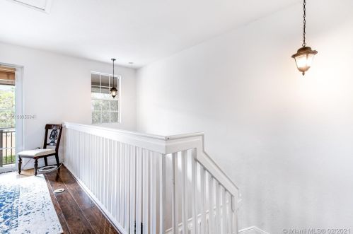 1121 147th Ter, Hollywood FL  33027-6182 exterior