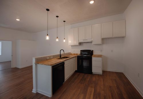 27 12th St, Newport, KY 41071-1412