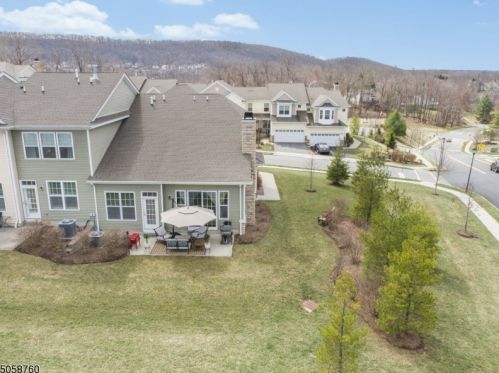 1 Alexanders Rd, Hackettstown, NJ 07840-3834