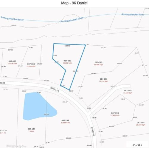 96 Daniel Dr, North Kingstown RI  02852-6702 exterior