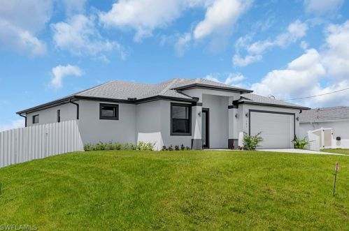 301 15th Ter, Cape Coral FL  33909-1239 exterior