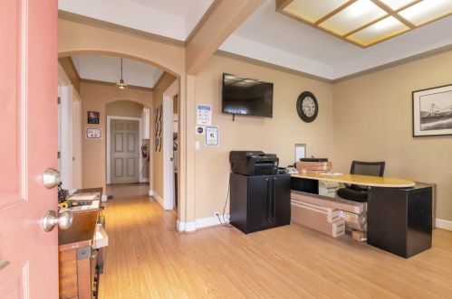 107 27th St, San Jose, CA 95116-1119
