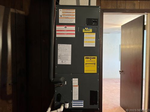 907 Derbyshire Rd, Daytona Beach FL 32117-3802 exterior