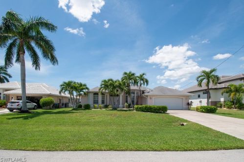 5518 11th Pl, Cape Coral, FL 33914-7214