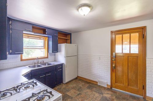 746 Camp St, Ely MN  55731-1606 exterior