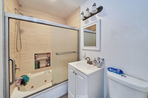 511 Plum St, Compton CA  90222-3935 exterior