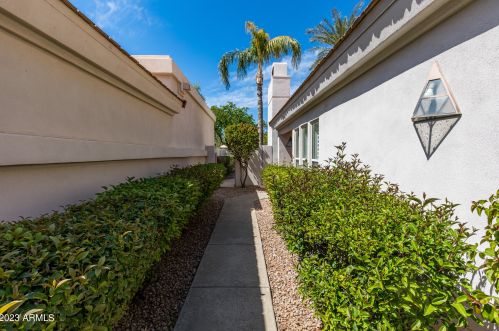 7628 77 Pl, Scottsdale AZ 85258-3499 exterior