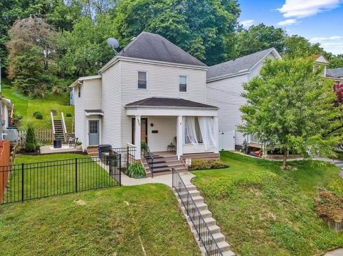 1310 Hiland Ave, Moon Twp, PA 15108-2032