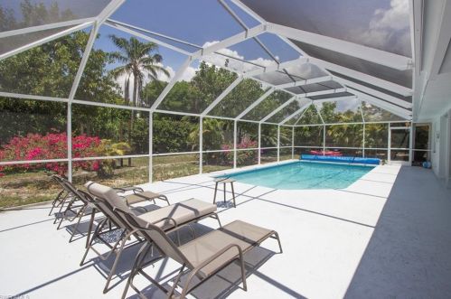 10315 Pennsylvania Ave, Bonita Springs FL  34135-4904 exterior