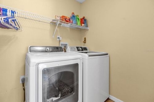 418 Riggs Cir, Davenport FL 33897-6007 exterior