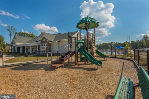 412 Rising Sun Rd, Fredericksburg VA  22405-9424 exterior