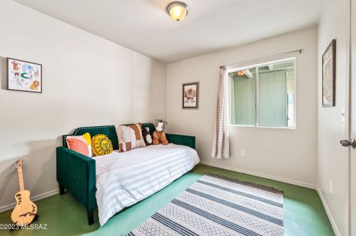 1519 Logan Dr, Tucson AZ 85710-6323 exterior