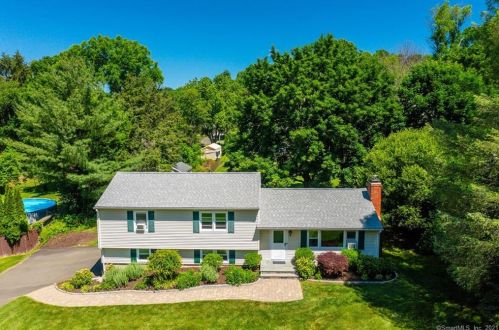 11 Green Pasture Rd, Bethel, CT 06801-1259