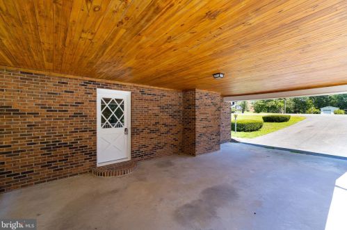 8284 Eden Dr, Owens VA  22485-4127 exterior