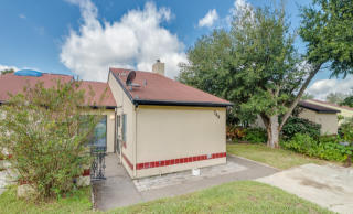 749 Golden Sunshine Cir, Orlando, FL 32807-3469