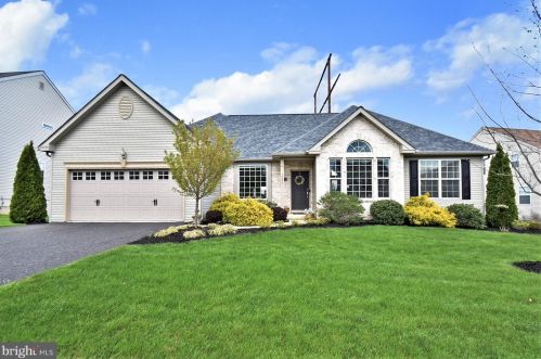 1231 Bramble Dr, Breinigsville, PA 18031-9317