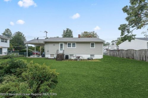 299 Texas Dr, Bricktown NJ 08723-6029 exterior