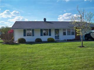 1115 Elm Dr, Latrobe, PA 15650-2709