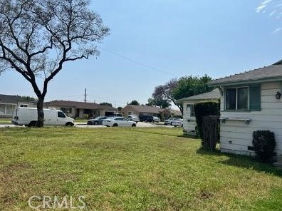 9555 Reichling Ln, Pico Rivera, CA 90660-2940