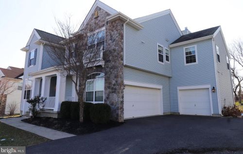 2698 Homestead Dr, Easton, PA 18040-8638