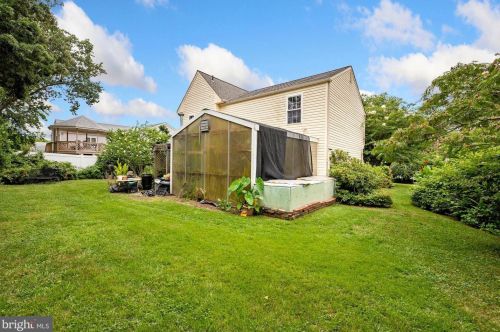 8315 Collins Ave, Camden NJ  08109-3568 exterior