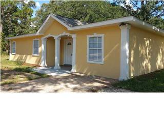 6415 Leflore Dr, Mobile, AL 36608-5561