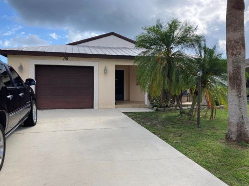 116 Camino Del Rio, Fort Pierce FL  34952-2375 exterior