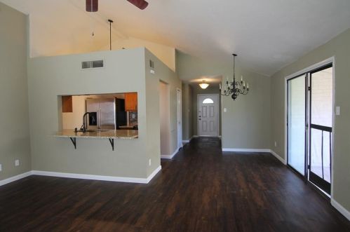 6017 Bogard Dr, Frisco TX  75056-1517 exterior