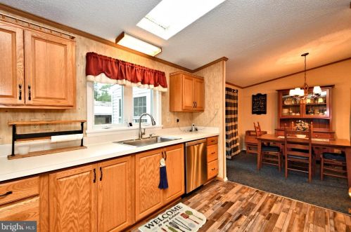173 Deerfield Dr, Souderton, PA 18964-1933