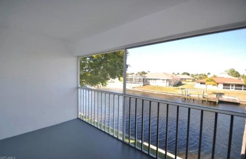 425 47th Ter, Cape Coral, FL 33914-6527