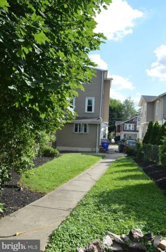 323 Beecher Ave, Cheltenham PA  19012-2001 exterior