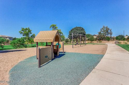 3638 Flamingo Way, Gilbert AZ 85297-5250 exterior