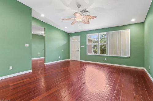 2648 54th St, Naples, FL 34116-7520
