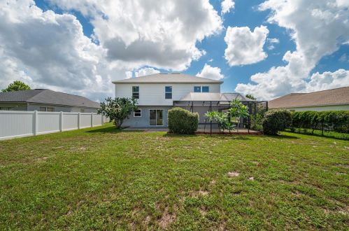 633 Sunway Ln, Winter Haven, FL 33880-1973