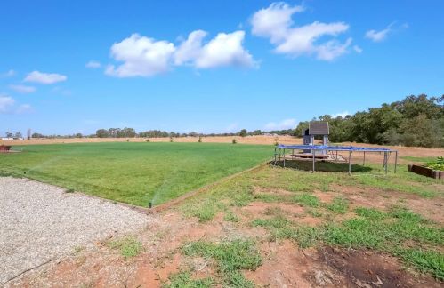 301 Sunnybrook Ln, Oroville CA  95965-8101 exterior