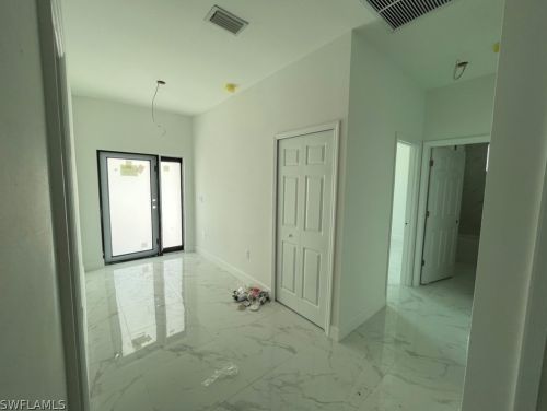 306 27th Ave, Cape Coral, FL 33993-0064