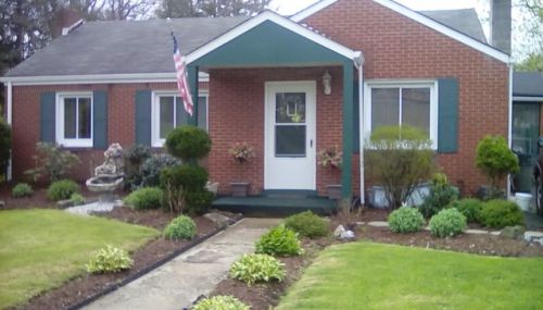 5124 College St, Finleyville, PA 15332-1160