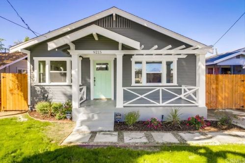 9215 Walnut St, Bellflower, CA 90706-5641