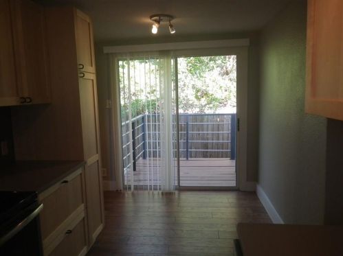 313 Blackson Ave, Austin TX 78752-2618 exterior