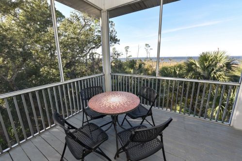 1017 Pne Ave, Saint George Island FL  32328-2416 exterior