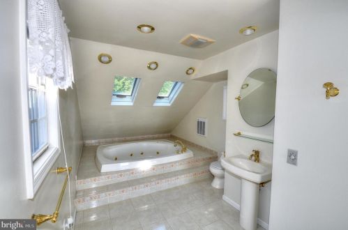 78 Moorage Ave, Berkeley Township NJ 08721-1836 exterior