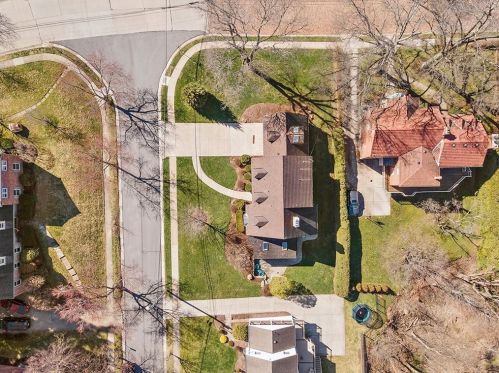 213 Lynn Haven Rd, Pittsburgh, PA 15228-1066