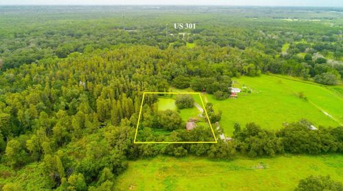14010 Wp Ln, Thonotosassa FL  33592-4204 exterior