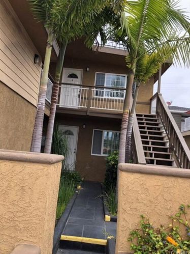 1216 Balboa Blvd, Newport Beach CA  92661-1420 exterior