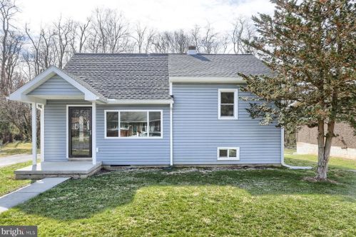 3813 Vine St, Camp Hill, PA 17011-4343