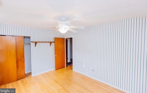 223 Meadow Dr, Yardley PA  19067-1311 exterior