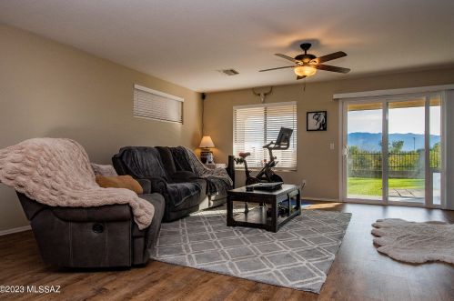 3021 Imagination Dr, Tucson AZ  85730-1271 exterior