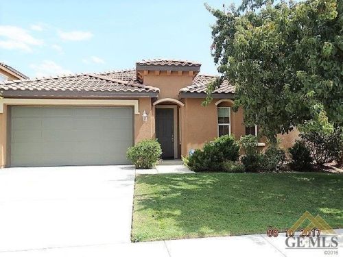 5609 Sentori Ct, Bakersfield, CA 93306-7476