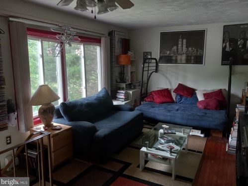 14324 Bismark Ave, Woodbridge, VA 22193-1411